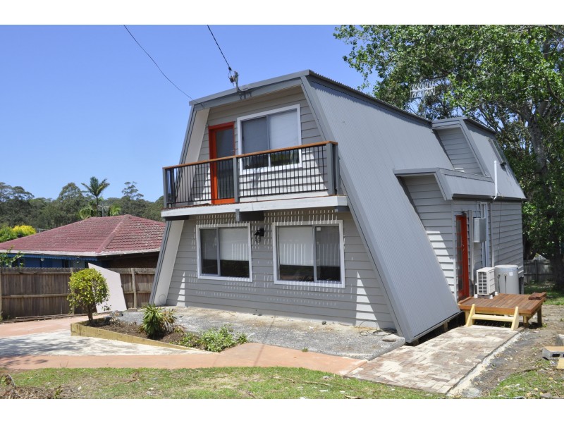 18 Oberton St, Kincumber NSW 2251