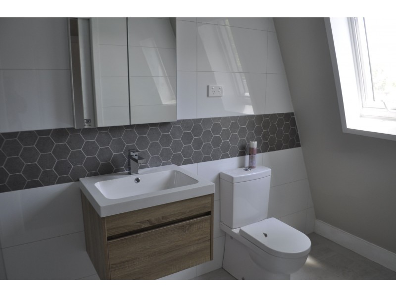 18 Oberton St, Kincumber NSW 2251