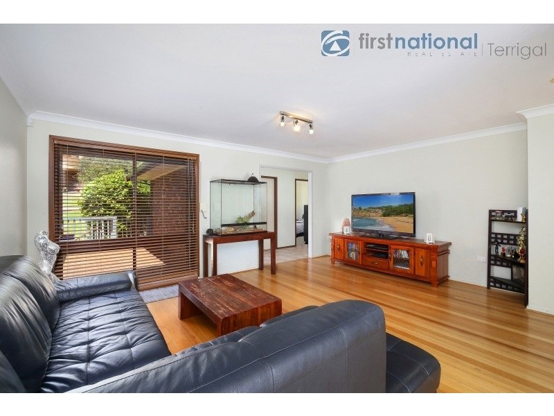 25 Whiting Avenue, Terrigal NSW 2260
