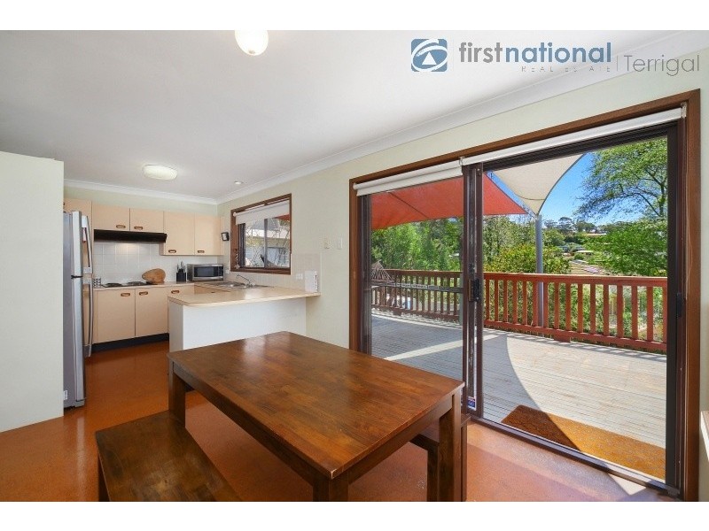 25 Whiting Avenue, Terrigal NSW 2260