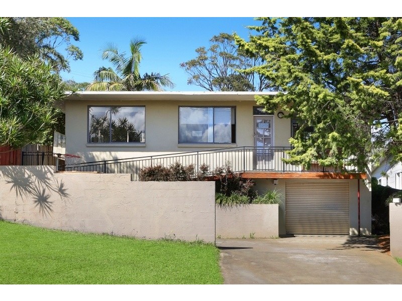 40 Forresters Beach Road, Forresters Beach NSW 2260