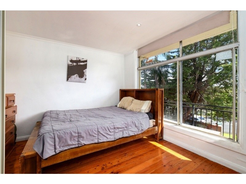 40 Forresters Beach Road, Forresters Beach NSW 2260