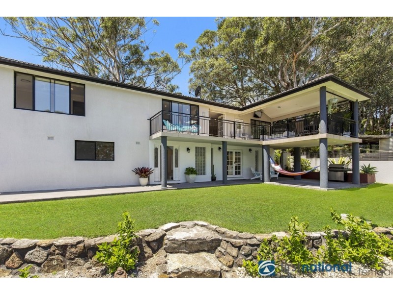 1 Bellevue Crescent, North Avoca NSW 2260