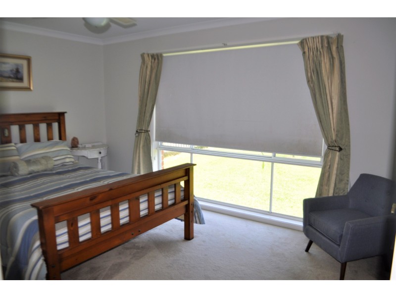 7B Warrambool Rd, Wamberal NSW 2260