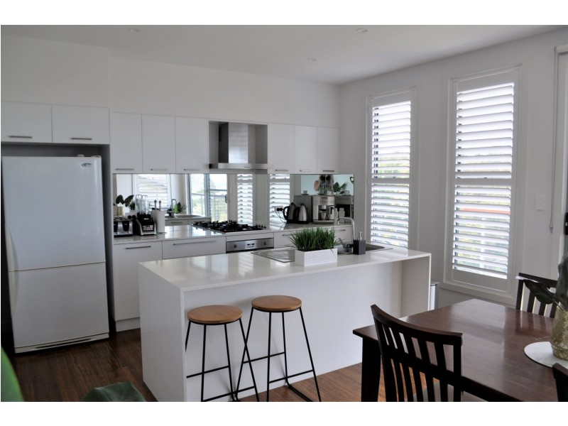 17 Beachcomber Pde, North Avoca NSW 2260