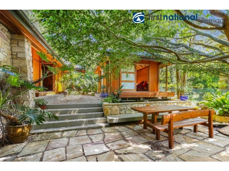 5 Macquarie Street, Norah Head NSW 2263