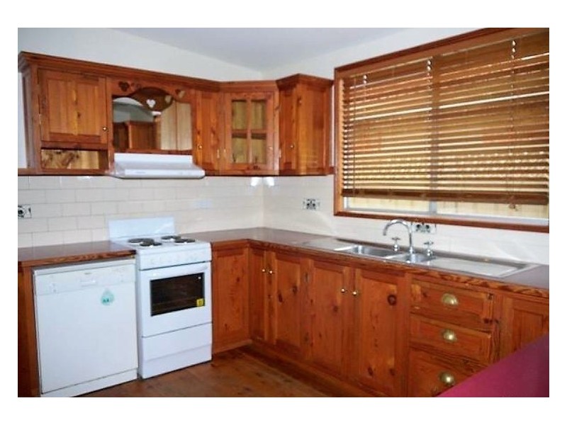 3 Nerissa Road, Erina NSW 2250