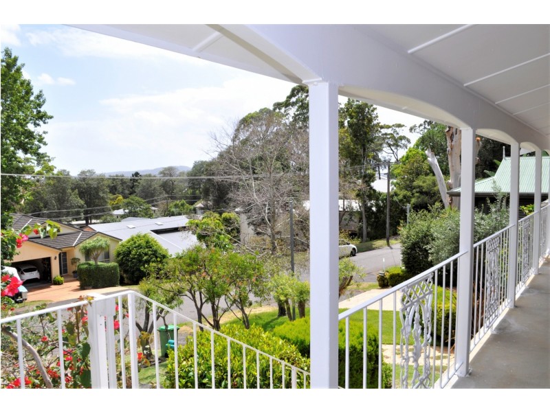 22 Hilltop Rd, Wamberal NSW 2260
