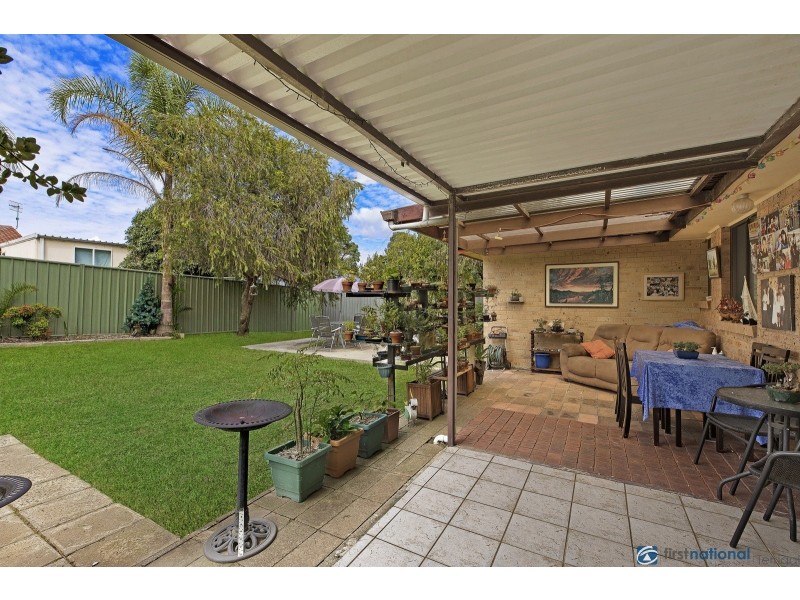 8 Jonquil Close, Bateau Bay NSW 2261