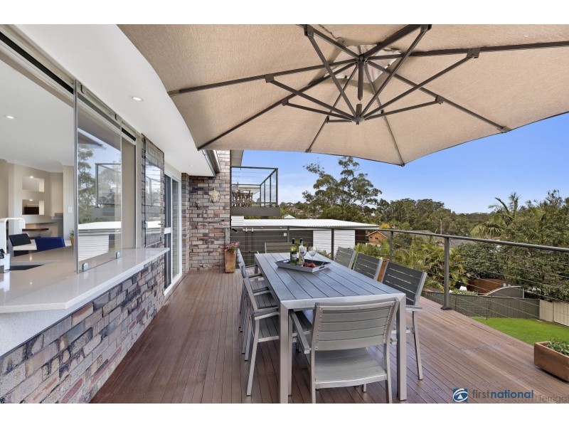 100 Old Gosford Road, Wamberal NSW 2260