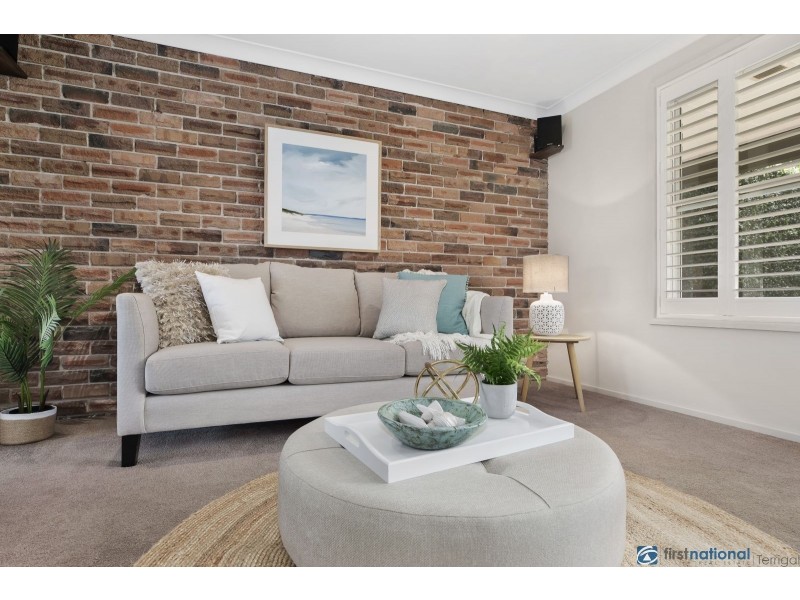 100 Old Gosford Road, Wamberal NSW 2260