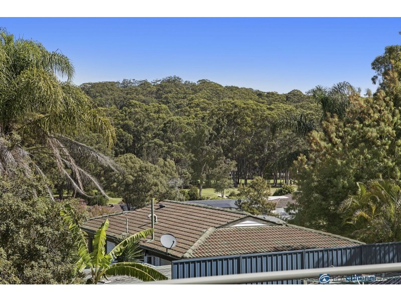 100 Old Gosford Road, Wamberal NSW 2260