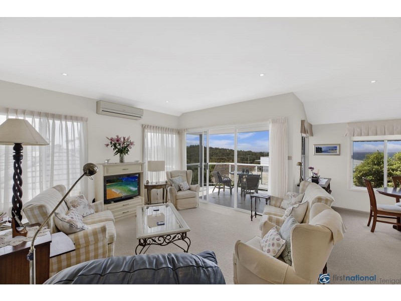 2/124a Ocean View Drive, Wamberal NSW 2260
