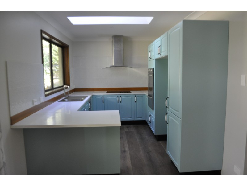 9 Edmondson Cr, Kincumber NSW 2251