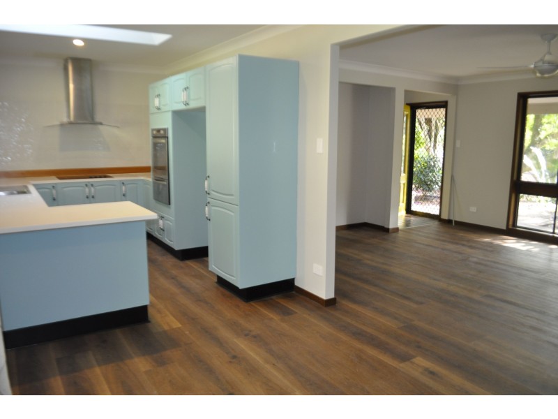 9 Edmondson Cr, Kincumber NSW 2251