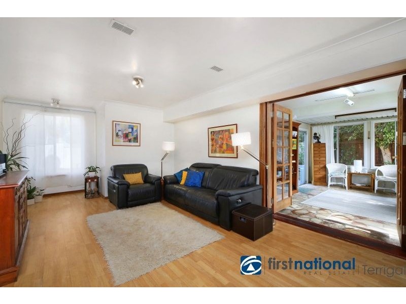 2 Dorset Close, Wamberal NSW 2260