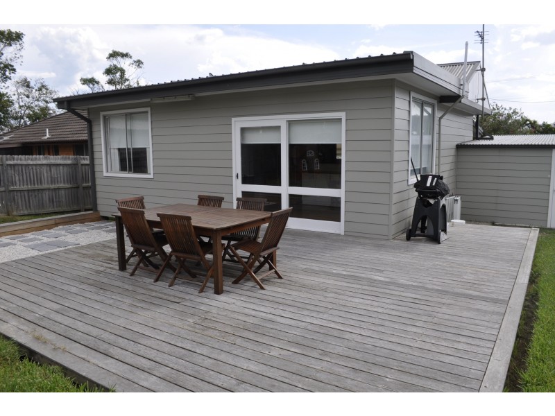 1018 The Entrance Rd, Forresters Beach NSW 2260
