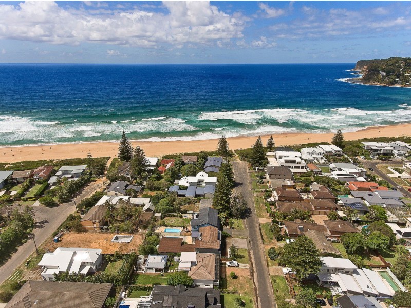 32 Ocean St, North Avoca NSW 2260