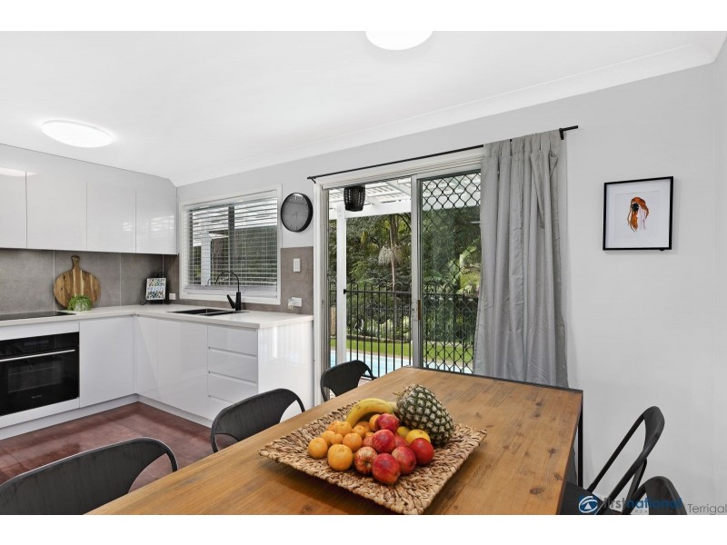 27 Morven Road, Niagara Park NSW 2250