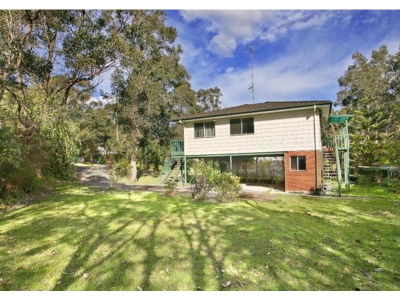 9 Peter Avenue, Forresters Beach NSW 2260