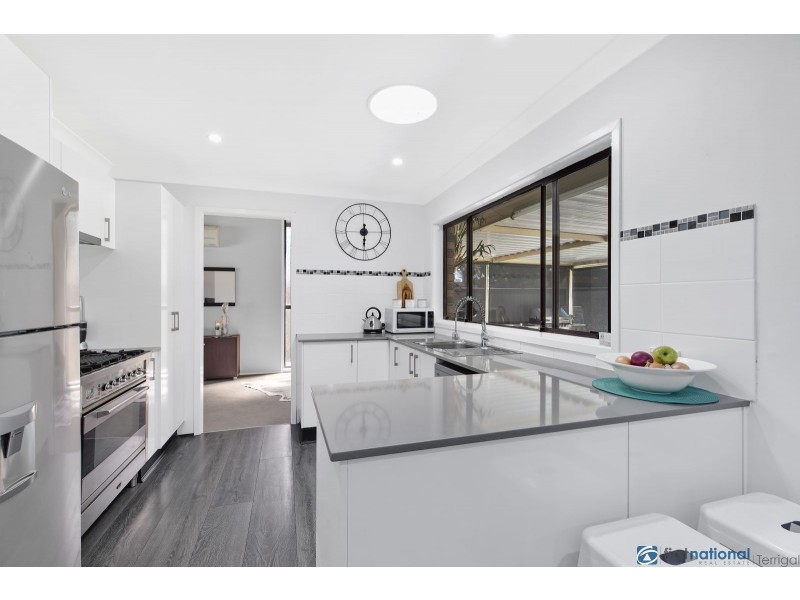47 Kerry Crescent, Berkeley Vale NSW 2261