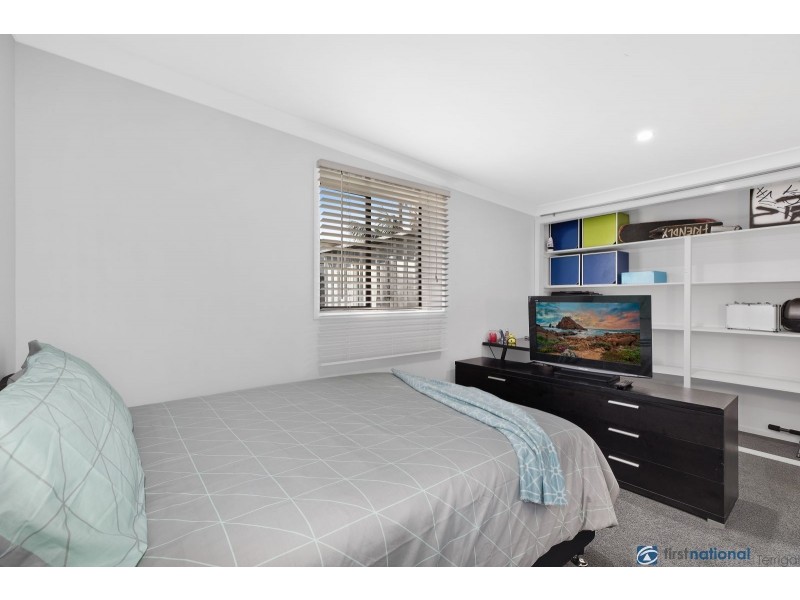 47 Kerry Crescent, Berkeley Vale NSW 2261