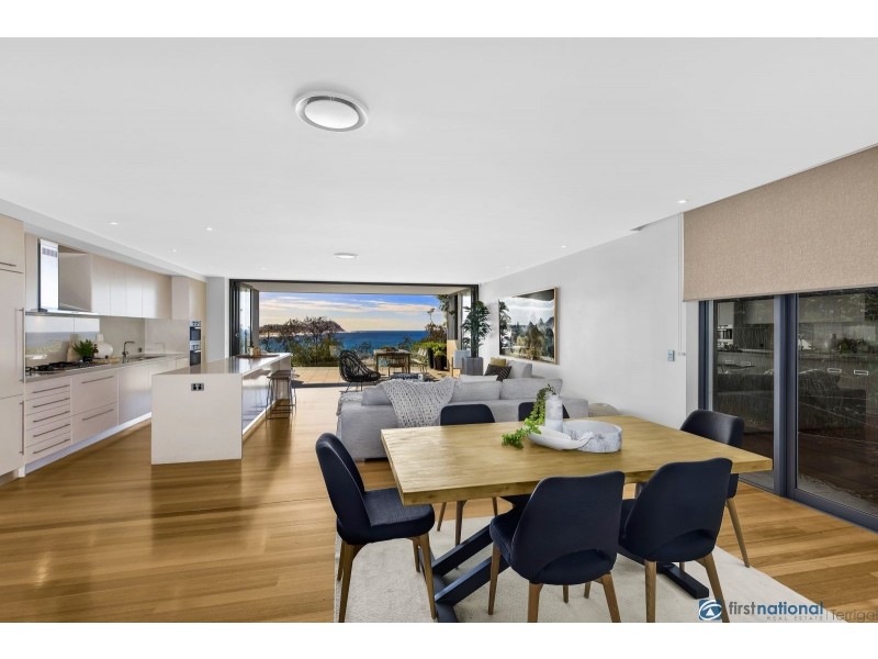 2/2 Whiting Avenue, Terrigal NSW 2260