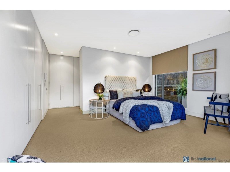 2/2 Whiting Avenue, Terrigal NSW 2260