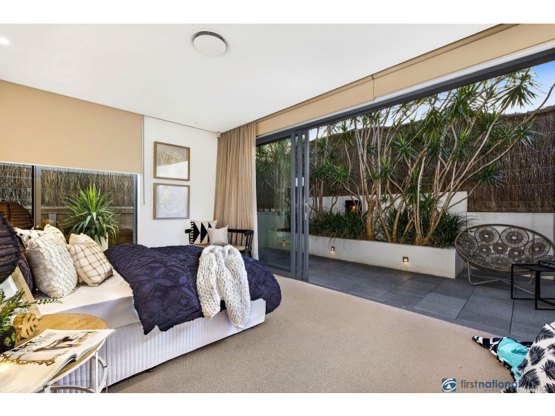 2/2 Whiting Avenue, Terrigal NSW 2260