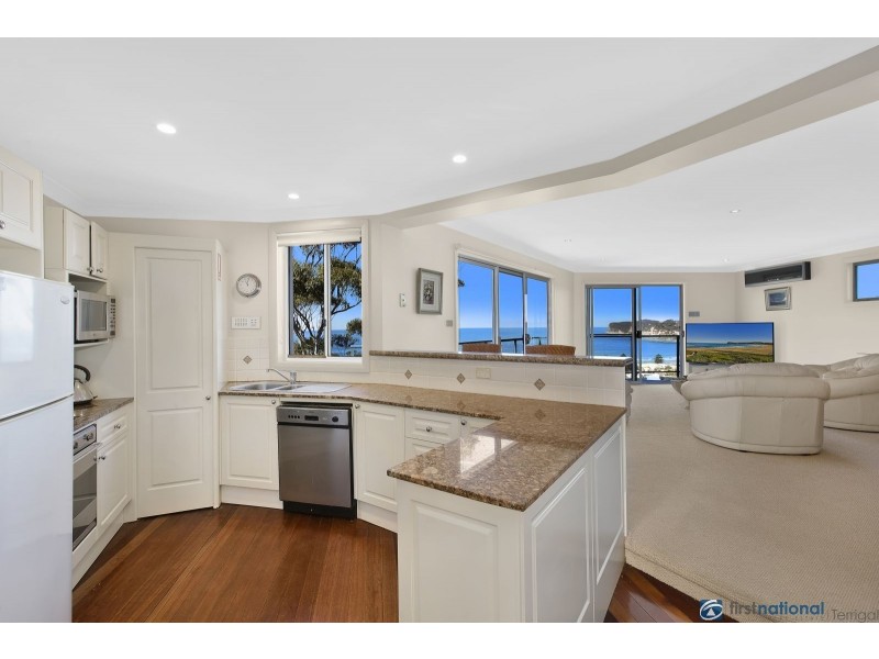 27 Table Top Road, North Avoca NSW 2260