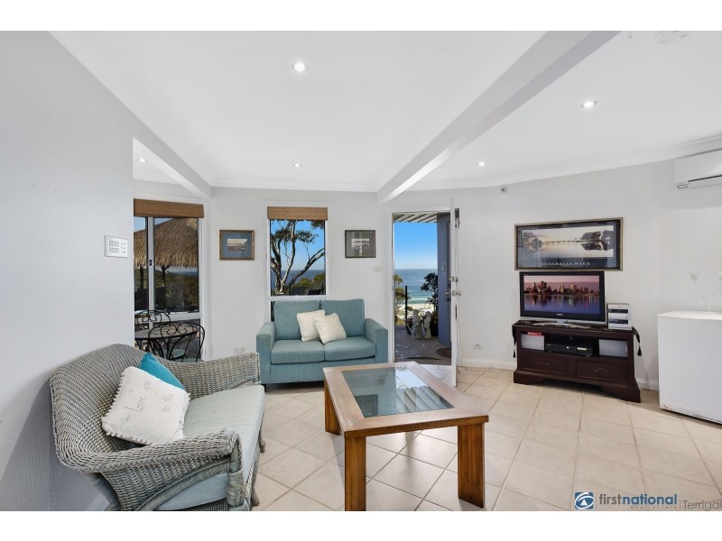 27 Table Top Road, North Avoca NSW 2260