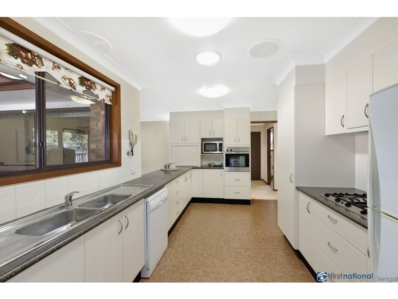 34 Windsor Road, Wamberal NSW 2260