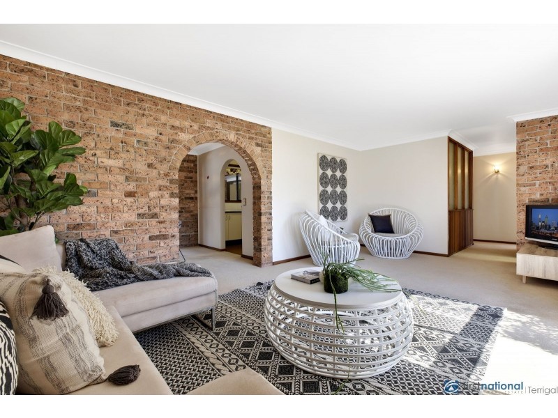 34 Windsor Road, Wamberal NSW 2260