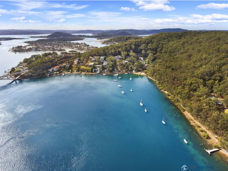 112 Daley Avenue, Daleys Point NSW 2257