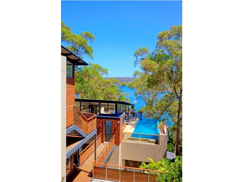 112 Daley Avenue, Daleys Point NSW 2257