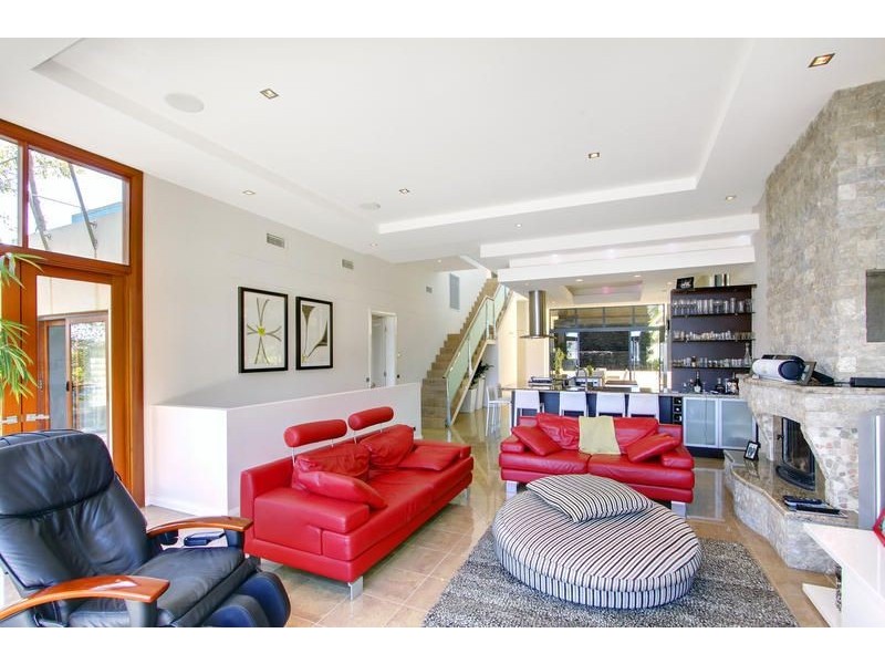 112 Daley Avenue, Daleys Point NSW 2257