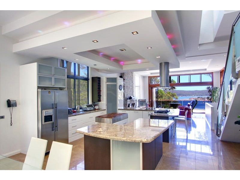 112 Daley Avenue, Daleys Point NSW 2257