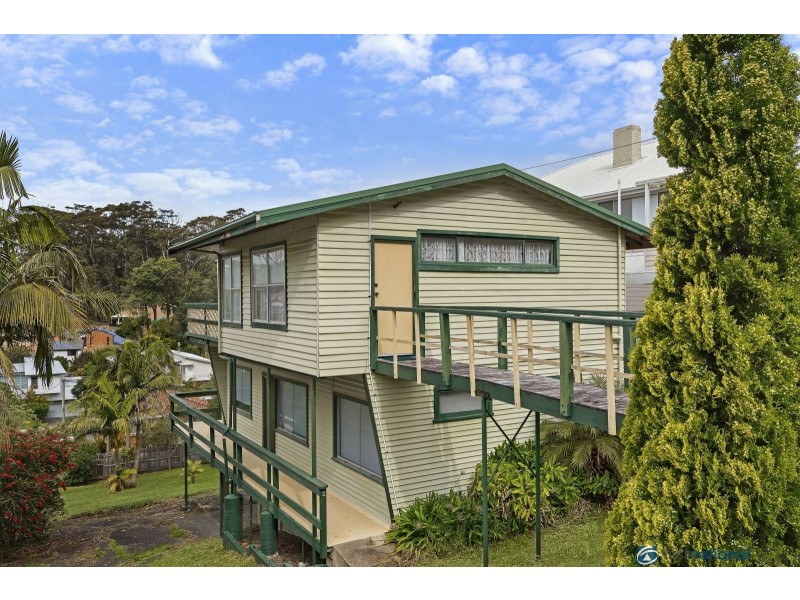 16 Parry Avenue, Terrigal NSW 2260
