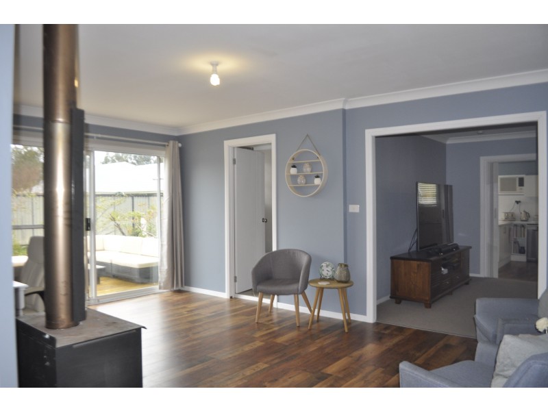 7B Warrambool Rd, Wamberal NSW 2260