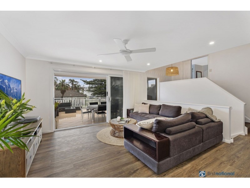 1/2 Renown Street, Wamberal NSW 2260