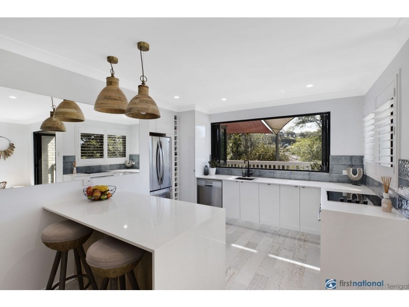 25 Whiting Avenue, Terrigal NSW 2260