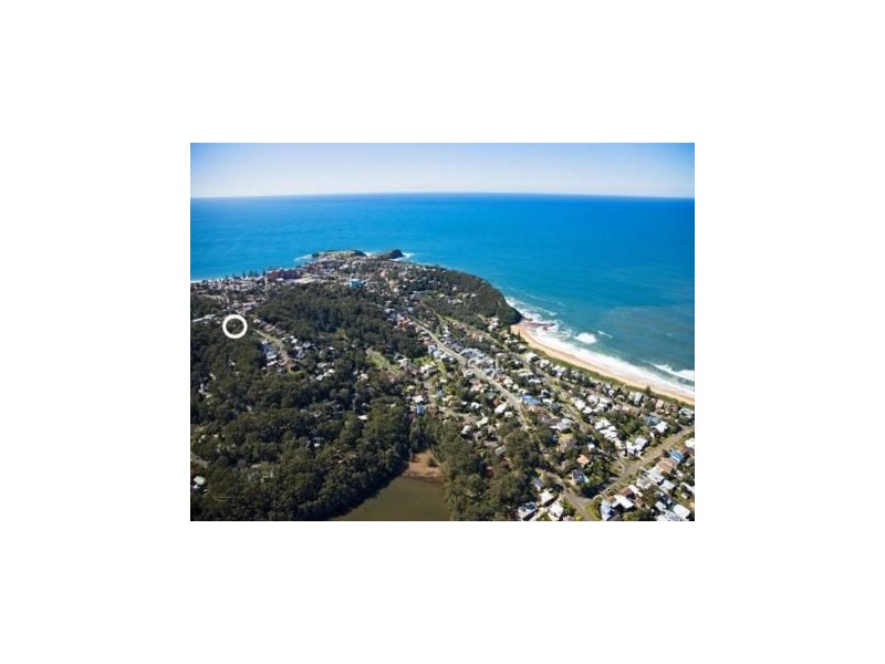 6 Table Top Road, North Avoca NSW 2260