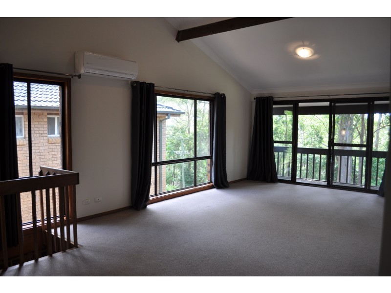 6 Table Top Road, North Avoca NSW 2260