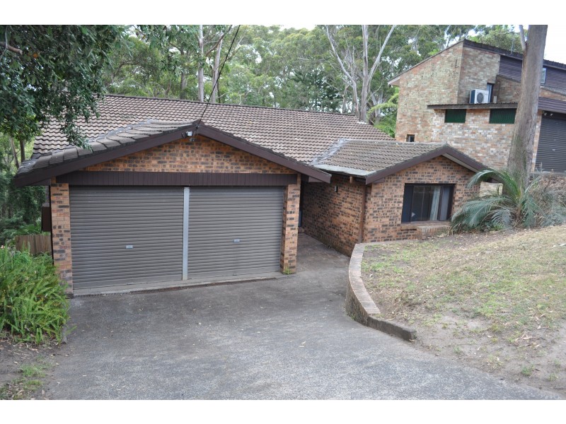 6 Table Top Road, North Avoca NSW 2260