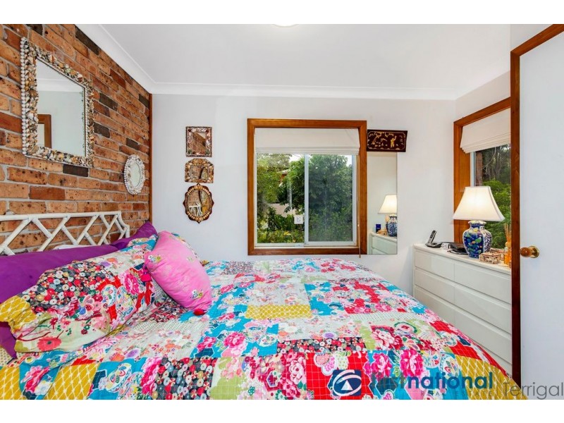 1 Lake Street, North Avoca NSW 2260