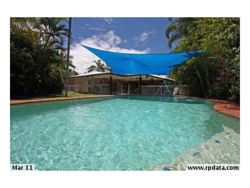 2 Avoca Close, Kewarra Beach QLD 4879