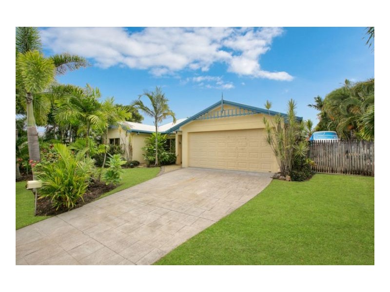 6 Warana Close, Kewarra Beach QLD 4879