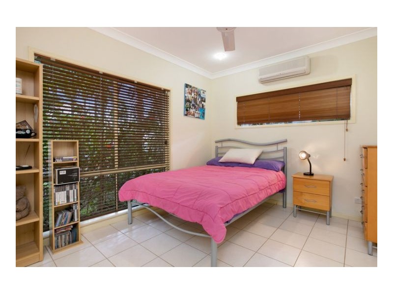 6 Warana Close, Kewarra Beach QLD 4879