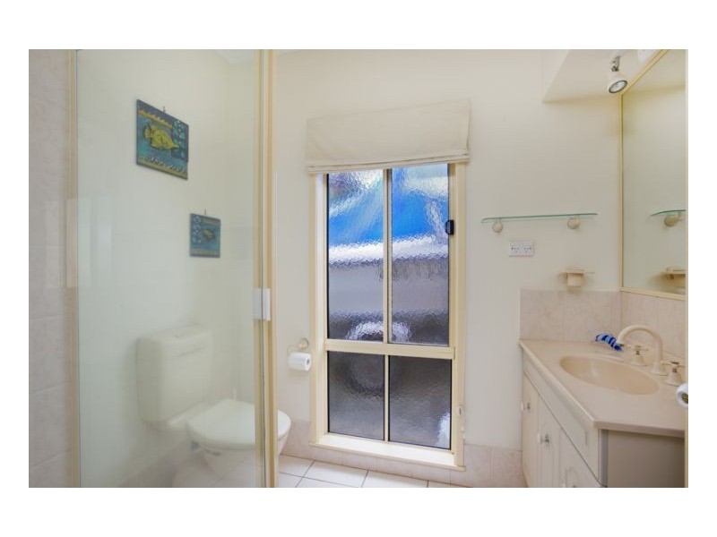 6 Warana Close, Kewarra Beach QLD 4879