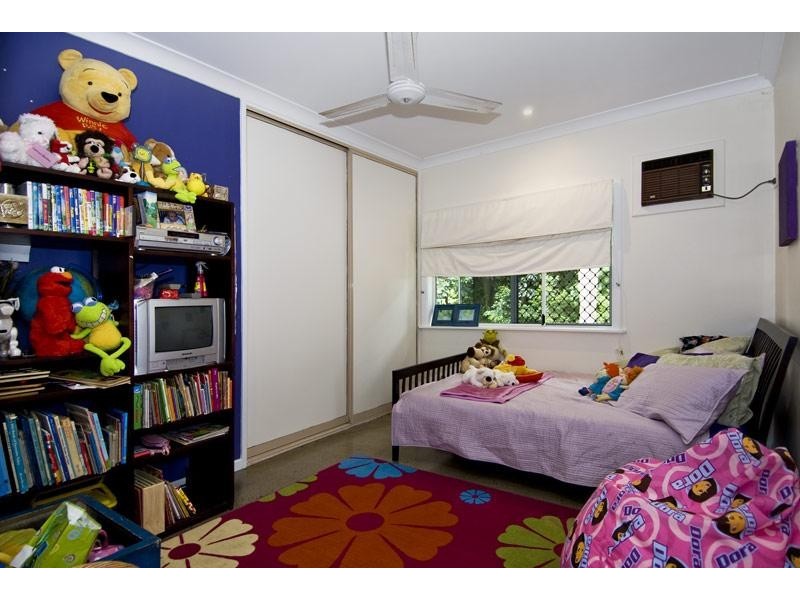33 – 35 EVERGREEN STREET, Clifton Beach QLD 4879